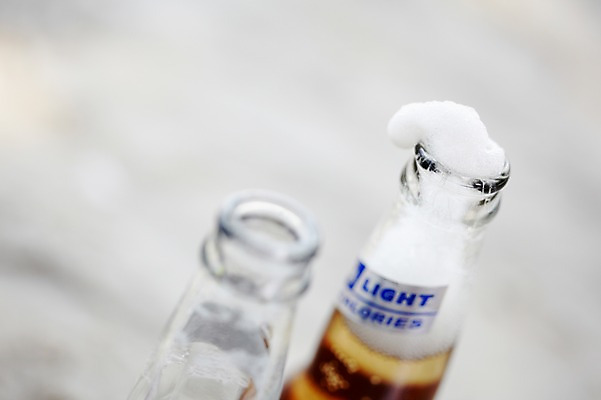 포토 JPG 주간 해외기획촬영 2012년태국 계절 모래 여행 태국 맥주 근접촬영 해변 사람없음 야외 아웃포커스 여름 여름휴가 바캉스 모래사장 동남아시아 거품 알코올 병 맥주병 맥주거품 코사멧 코사멧해변 국내포토 자연요소 식기 아시아 바다 뷰포인트 술병 휴가 주류 촬영기법 파일형식 여름_계절