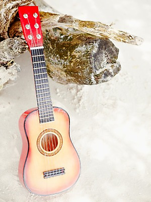 포토 JPG 주간 해외기획촬영 2012년태국 계절 악기 모래 바다 여행 태국 해변 사람없음 야외 아웃포커스 물 여름 여름휴가 바캉스 하이앵글 모래사장 동남아시아 거품 기타 물가 급류 우쿨렐레 코사멧 코사멧해변 국내포토 자연요소 아시아 음악 뷰포인트 현악기 휴가 촬영기법 풍경 파일형식 여름_계절