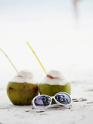 포토 JPG 주간 해외기획촬영 2012년태국 잡화 계절 음료 모래 여행 과일 태국 빨대 해변 사람없음 야외 아웃포커스 여름 여름휴가 바캉스 모래사장 선글라스 동남아시아 코코넛 코사멧 코사멧해변 국내포토 자연요소 아시아 안경 바다 휴가 촬영기법 파일형식 여름_계절
