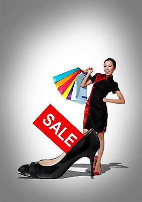 전신 PSD 외국인 편집 편집이미지 우먼라이프 라이프스타일 잡화 여자 구두 한명 서기 미소 웃음 들기 사람 동양인 이벤트 성인 쇼핑 쇼핑백 중국인 세일 검은색 여성화 전통의상 치파오 여자만 여자한명만 성인여자만 성인만 이미지편집 1 전통 컬러 신발 가방 모션 표정 인종 생활 파일형식