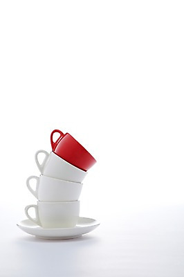 포토 JPG 스튜디오촬영 그릇 식기 컬러 생활용품 백그라운드 주방용품 잔 실내 사람없음 컵 빨간색 쌓기 커피잔 찻잔 컵받침 받침대 국내포토 커피 모션 내부 오브젝트 파일형식