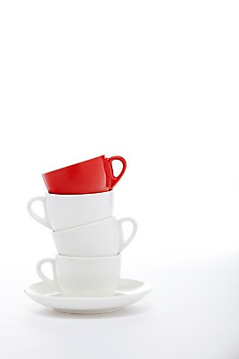 포토 JPG 스튜디오촬영 그릇 식기 컬러 생활용품 백그라운드 주방용품 잔 실내 사람없음 컵 빨간색 쌓기 커피잔 찻잔 컵받침 받침대 국내포토 커피 모션 내부 오브젝트 파일형식