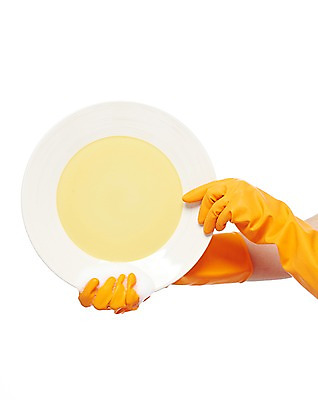 포토 JPG 스튜디오촬영 그릇 식기 접시 손 생활용품 가사 주방용품 실내 한명 들기 누끼 사람 신체부위 거품 양손 설거지 고무장갑 국내포토 1 장갑 모션 내부 오브젝트 고무 파일형식