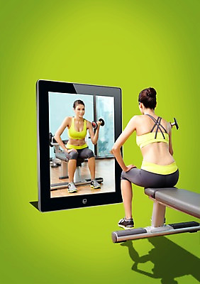 전신 PSD 서양인 외국인 백인 편집이미지 우먼라이프 라이프스타일 여자 몸매관리 다이어트 의자 무선통신 건강 들기 사람 앉기 성인 두명 뒷모습 스마트기기 운동복 태블릿 운동 반사 건강관리 스크린 운동기구 헬스 아령 헬스장 거울 영상 여자만 성인여자만 성인만 이미지편집 옷 뷰포인트 가구 통신 모션 관리 인종 생활 전자제품 파일형식