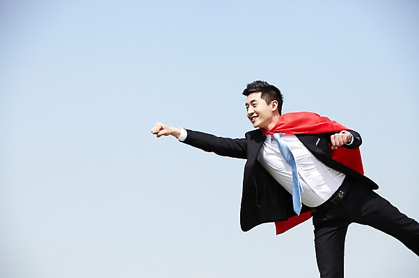 포토 JPG 주간 직업 라이프스타일 남자 맨라이프 포즈 비즈니스 모션 하늘 한명 서기 미소 웃음 사람 동양인 정장 20대 성인 야외 옆모습 비즈니스라이프 주먹 한국인 직장인 비즈니스맨 망토 슈퍼맨 남자만 남자한명만 성인남자만 청년만 청년남자만 청년남자한명만 성인한명만 성인남자한명만 성인만 국내포토 자연요소 1 옷 뷰포인트 표정 인종 청년 생활 영웅 파일형식