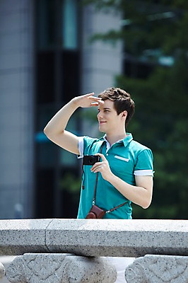 포토 JPG 주간 서양인 외국인 나무 식물 백인 라이프스타일 응시 남자 여행 난간 서울 한국 한명 들기 사람 손짓 빌딩 상반신 20대 성인 야외 옆모습 아웃포커스 캐주얼 여행객 카메라 사진촬영 촬영 도시 청계천 국내여행 남자만 남자한명만 성인남자만 청년만 청년남자만 청년남자한명만 성인한명만 성인남자한명만 성인만 국내포토 자연요소 1 시선 옷 아시아 뷰포인트 모션 촬영기법 인종 청년 건물 생활 전자제품 강 랜드마크 파일형식