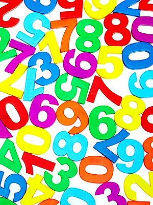 포토 JPG 스튜디오촬영 문자 1 어린이교육 교육 컬러 백그라운드 2 실내 3 사람없음 컬러풀 장난감 숫자 놀이용품 9 4 8 6 오브젝트 아라비아숫자 글자교육 5 수학교육 7 숫자놀이 국내포토 놀이 내부 수학 파일형식