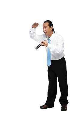 포토 JPG 스튜디오촬영 전신 외국인 해외기획촬영 직업 라이프스타일 긴머리 응시 2012년태국 할아버지 노년 남자 포즈 비즈니스 사업가 모션 땋은머리 실내 한명 서기 들기 누끼 사람 동양인 정장 손짓 옆모습 비즈니스라이프 실버라이프 놀람 망원경 일안경 관찰 직장인 비즈니스맨 괴짜 60대 남자만 남자한명만 노인만 노인남자만 노인남자한명만 국내포토 1 헤어스타일 시선 옷 감정 뷰포인트 컨셉 표정 인종 성인 내부 생활 성인만 파일형식