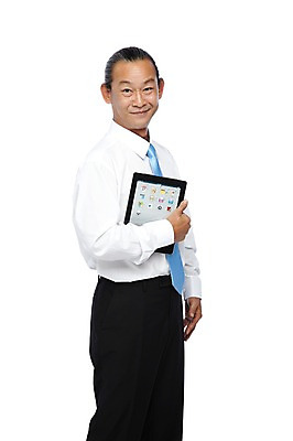 포토 JPG 스튜디오촬영 외국인 해외기획촬영 직업 라이프스타일 2012년태국 할아버지 노년 남자 비즈니스 사업가 실내 한명 서기 미소 웃음 들기 누끼 사람 동양인 정장 옆모습 비즈니스라이프 실버라이프 태블릿 웹서핑 업무 직장인 비즈니스맨 작업실 괴짜 60대 남자만 남자한명만 노인만 노인남자만 노인남자한명만 국내포토 1 옷 뷰포인트 컨셉 모션 표정 인종 성인 내부 생활 전자제품 스마트기기 작업 성인만 파일형식