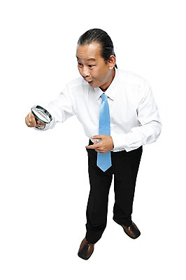 포토 JPG 스튜디오촬영 전신 외국인 해외기획촬영 직업 라이프스타일 응시 2012년태국 할아버지 노년 남자 감정 포즈 비즈니스 사업가 모션 돋보기 실내 한명 서기 들기 누끼 사람 동양인 정장 앞모습 비즈니스라이프 실버라이프 하이앵글 놀람 관찰 직장인 비즈니스맨 괴짜 60대 남자만 남자한명만 노인만 노인남자만 노인남자한명만 국내포토 1 시선 옷 뷰포인트 컨셉 표정 인종 성인 내부 생활 성인만 파일형식