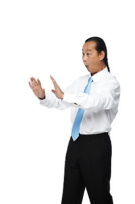 포토 JPG 스튜디오촬영 외국인 해외기획촬영 직업 라이프스타일 응시 2012년태국 할아버지 노년 남자 감정 포즈 비즈니스 사업가 모션 실내 한명 서기 누끼 사람 동양인 정장 손짓 옆모습 비즈니스라이프 실버라이프 놀람 직장인 비즈니스맨 괴짜 60대 남자만 남자한명만 노인만 노인남자만 노인남자한명만 국내포토 1 시선 옷 뷰포인트 컨셉 표정 인종 성인 내부 생활 성인만 파일형식