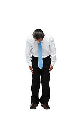 포토 JPG 스튜디오촬영 전신 외국인 해외기획촬영 직업 라이프스타일 2012년태국 할아버지 노년 남자 포즈 비즈니스 사업가 모션 실내 숙이기 허리숙이기 고개숙이기 한명 서기 누끼 사람 동양인 정장 앞모습 비즈니스라이프 실버라이프 예절 인사 직장인 비즈니스맨 괴짜 60대 남자만 남자한명만 노인만 노인남자만 노인남자한명만 국내포토 1 옷 뷰포인트 컨셉 인종 성인 내부 생활 성인만 파일형식