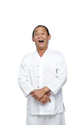 포토 JPG 스튜디오촬영 외국인 해외기획촬영 전통 라이프스타일 2012년태국 할아버지 노년 남자 포즈 모션 실내 한명 누끼 사람 동양인 상반신 앞모습 실버라이프 놀람 표현 유머 괴짜 60대 전통의상 모시 모시옷 손모으기 남자만 남자한명만 노인만 노인남자만 노인남자한명만 국내포토 1 옷 감정 뷰포인트 컨셉 표정 인종 손짓 성인 내부 생활 직물 성인만 파일형식