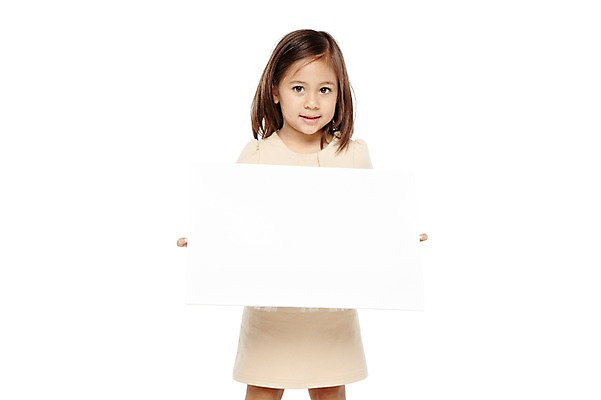 포토 JPG 스튜디오촬영 외국인 해외기획촬영 라이프스타일 배너 2012년태국 원피스 여자 어린이라이프 어린이 비즈니스 사각프레임 광고판 실내 한명 서기 들기 누끼 사람 정장 소녀 앞모습 치마 귀여움 유치원 유치원생 비즈니스우먼 체험 자신감 알림 키즈비즈니스 여자만 여자한명만 어린이만 소녀만 소녀한명만 국내포토 1 옷 교육 감정 뷰포인트 컨셉 모션 하의 프레임 알림판 인종 내부 생활 사각형 직장인 판 파일형식