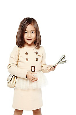 포토 JPG 스튜디오촬영 외국인 해외기획촬영 라이프스타일 2012년태국 원피스 여자 어린이라이프 어린이 지폐 돈 가방 비즈니스 성공 실내 한명 서기 들기 누끼 사람 정장 소녀 앞모습 금융 경제 치마 귀여움 유치원 유치원생 핸드백 비즈니스우먼 체험 자신감 부 키즈비즈니스 여자만 여자한명만 어린이만 소녀만 소녀한명만 국내포토 1 잡화 옷 교육 감정 뷰포인트 컨셉 모션 하의 인종 내부 생활 직장인 재산 파일형식