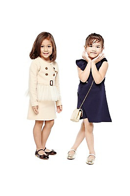 포토 JPG 스튜디오촬영 전신 외국인 해외기획촬영 라이프스타일 2012년태국 원피스 여자 어린이라이프 어린이 구두 가방 비즈니스 실내 서기 미소 웃음 누끼 사람 정장 손짓 소녀 두명 친구 치마 귀여움 유치원 유치원생 핸드백 비즈니스우먼 체험 자신감 키즈비즈니스 여자만 어린이만 소녀만 국내포토 잡화 옷 교육 감정 신발 컨셉 관계 모션 하의 표정 인종 내부 생활 직장인 파일형식