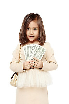 포토 JPG 스튜디오촬영 외국인 해외기획촬영 라이프스타일 2012년태국 원피스 여자 어린이라이프 어린이 지폐 돈 가방 비즈니스 성공 실내 한명 서기 들기 누끼 사람 정장 소녀 앞모습 금융 경제 치마 귀여움 유치원 유치원생 핸드백 비즈니스우먼 체험 자신감 부 키즈비즈니스 여자만 여자한명만 어린이만 소녀만 소녀한명만 국내포토 1 잡화 옷 교육 감정 뷰포인트 컨셉 모션 하의 인종 내부 생활 직장인 재산 파일형식