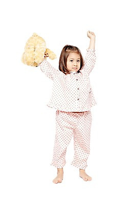 포토 JPG 스튜디오촬영 전신 외국인 해외기획촬영 라이프스타일 2012년태국 여자 어린이라이프 여유 어린이 인형 맨발 실내 한명 서기 들기 누끼 사람 소녀 앞모습 장난감 손들기 놀이용품 귀여움 유치원 유치원생 곰인형 잠옷 기지개 파자마파티 여자만 여자한명만 어린이만 소녀만 소녀한명만 국내포토 1 옷 교육 감정 뷰포인트 컨셉 모션 발 인종 내부 생활 파티 오브젝트 파일형식