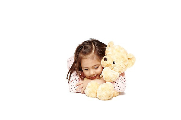 포토 JPG 스튜디오촬영 외국인 해외기획촬영 라이프스타일 2012년태국 여자 어린이라이프 여유 어린이 인형 엎드리기 실내 한명 누끼 사람 소녀 앞모습 눕기 장난감 놀이용품 귀여움 유치원 유치원생 곰인형 잠옷 파자마파티 여자만 여자한명만 어린이만 소녀만 소녀한명만 국내포토 1 옷 교육 감정 뷰포인트 컨셉 모션 인종 내부 생활 파티 오브젝트 파일형식