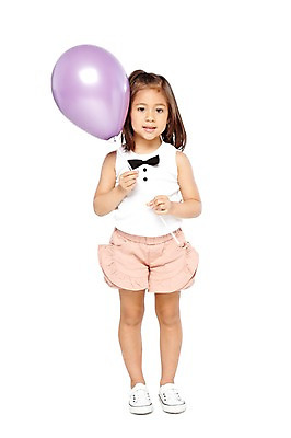 포토 JPG 스튜디오촬영 전신 외국인 해외기획촬영 라이프스타일 2012년태국 여자 어린이라이프 어린이 운동화 반바지 놀이 실내 한명 서기 들기 누끼 사람 소녀 앞모습 장난감 놀이용품 귀여움 유치원 유치원생 즐거움 풍선 풍선놀이 여자만 여자한명만 어린이만 소녀만 소녀한명만 국내포토 1 교육 감정 뷰포인트 신발 컨셉 바지 모션 인종 내부 생활 오브젝트 파일형식