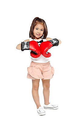 포토 JPG 스튜디오촬영 전신 외국인 해외기획촬영 라이프스타일 2012년태국 여자 어린이라이프 어린이 운동화 반바지 놀이 실내 한명 서기 미소 웃음 누끼 사람 소녀 앞모습 운동 귀여움 권투 유치원 유치원생 글러브 글로브 권투글러브 즐거움 여자만 여자한명만 어린이만 소녀만 소녀한명만 국내포토 1 교육 감정 스포츠용품 뷰포인트 장갑 신발 컨셉 바지 모션 표정 건강 인종 내부 생활 격투기 파일형식