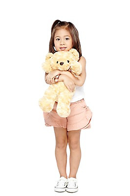 포토 JPG 스튜디오촬영 전신 외국인 해외기획촬영 라이프스타일 2012년태국 여자 어린이라이프 어린이 인형 운동화 반바지 놀이 실내 한명 서기 미소 웃음 들기 누끼 사람 소녀 앞모습 장난감 놀이용품 귀여움 유치원 유치원생 곰인형 즐거움 인형놀이 여자만 여자한명만 어린이만 소녀만 소녀한명만 국내포토 1 교육 감정 뷰포인트 신발 컨셉 바지 모션 표정 인종 내부 생활 오브젝트 파일형식