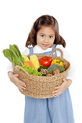 포토 JPG 스튜디오촬영 외국인 해외기획촬영 라이프스타일 웰빙 2012년태국 원피스 여자 어린이라이프 어린이 음식 다수 토마토 채소 자연 파프리카 실내 건강 옥수수 한명 서기 들기 누끼 사람 소녀 앞모습 농작물 치마 바구니 귀여움 환경 버섯 유치원 유치원생 당근 신선 상추 브로콜리 친환경 유기농 채식 청경채 여자만 여자한명만 어린이만 소녀만 소녀한명만 국내포토 1 옷 교육 뷰포인트 컨셉 농업 모션 하의 곡류 뿌리채소 인종 내부 생활 생태계 파일형식