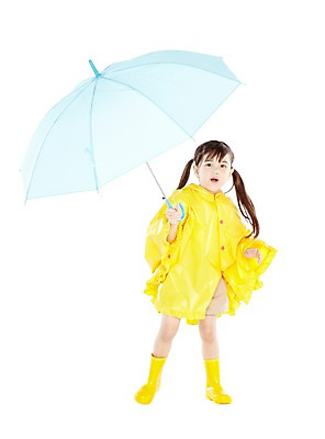 포토 JPG 스튜디오촬영 전신 외국인 해외기획촬영 라이프스타일 2012년태국 잡화 계절 여자 어린이라이프 어린이 우산 날씨 실내 장화 한명 서기 들기 누끼 사람 소녀 앞모습 여름 귀여움 유치원 유치원생 비 우비 장마 여자만 여자한명만 어린이만 소녀만 소녀한명만 국내포토 자연요소 1 옷 교육 뷰포인트 신발 컨셉 모션 인종 내부 생활 비_날씨 파일형식
