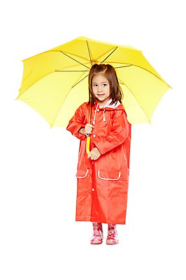 포토 JPG 스튜디오촬영 전신 외국인 해외기획촬영 라이프스타일 2012년태국 잡화 계절 여자 어린이라이프 어린이 우산 날씨 실내 장화 한명 서기 미소 웃음 들기 누끼 사람 소녀 앞모습 여름 귀여움 유치원 유치원생 비 우비 장마 여자만 여자한명만 어린이만 소녀만 소녀한명만 국내포토 자연요소 1 옷 교육 뷰포인트 신발 컨셉 모션 표정 인종 내부 생활 비_날씨 파일형식