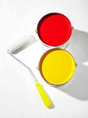 포토 JPG 스튜디오촬영 컬러 생활용품 페인팅 실내 통 사람없음 빨간색 노란색 페인트 물감 미술도구 도구 붓 페인트칠 양동이 가득함 페인트통 롤러 페인트붓 페인팅도구 페인트롤러 국내포토 내부 오브젝트 파일형식