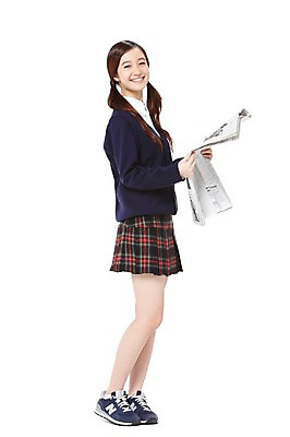 포토 JPG 스튜디오촬영 전신 외국인 해외기획촬영 학생 라이프스타일 긴머리 2012년태국 여학생 여자 교육 교복 운동화 청소년 양갈래머리 여고생 고등학생 실내 한명 서기 미소 웃음 들기 누끼 사람 동양인 옆모습 10대 스쿨라이프 십대라이프스타일 정보 신문 뉴스 신문읽기 여자만 여자한명만 십대만 십대여자만 십대여자한명만 국내포토 1 헤어스타일 옷 뷰포인트 신발 학교 모션 표정 인종 내부 생활 간행물 읽기 파일형식
