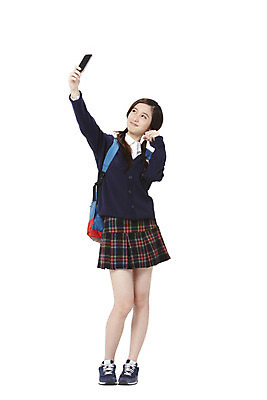 포토 JPG 스튜디오촬영 전신 외국인 해외기획촬영 학생 라이프스타일 긴머리 2012년태국 여학생 여자 교육 교복 포즈 운동화 가방 배낭 청소년 양갈래머리 여고생 고등학생 책가방 실내 한명 서기 미소 웃음 들기 누끼 사람 동양인 앞모습 10대 스마트폰 스쿨라이프 십대라이프스타일 사진촬영 셀프카메라 여자만 여자한명만 십대만 십대여자만 십대여자한명만 국내포토 1 헤어스타일 잡화 옷 뷰포인트 신발 학교 모션 표정 인종 내부 생활 핸드폰 스마트기기 촬영 파일형식