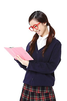 포토 JPG 스튜디오촬영 외국인 해외기획촬영 학생 라이프스타일 긴머리 응시 2012년태국 여학생 여자 교육 교복 안경 청소년 양갈래머리 여고생 고등학생 실내 한명 서기 미소 웃음 들기 누끼 사람 동양인 상반신 옆모습 10대 스쿨라이프 십대라이프스타일 다이어리 기록 여자만 여자한명만 십대만 십대여자만 십대여자한명만 안경낌 국내포토 1 헤어스타일 시선 잡화 옷 뷰포인트 학교 모션 표정 인종 내부 생활 사무용품 파일형식