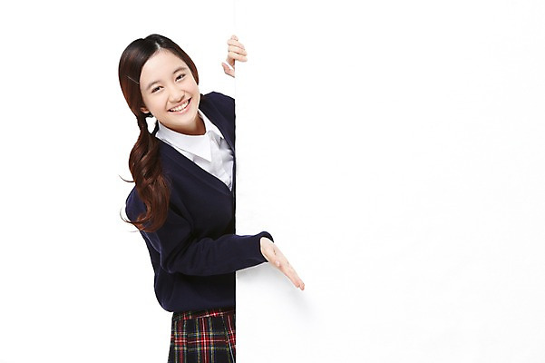 포토 JPG 스튜디오촬영 외국인 해외기획촬영 학생 라이프스타일 긴머리 배너 2012년태국 여학생 여자 교복 청소년 양갈래머리 여고생 고등학생 광고판 실내 한명 서기 미소 웃음 누끼 사람 동양인 손짓 앞모습 10대 스쿨라이프 십대라이프스타일 판넬 알림 여자만 여자한명만 십대만 십대여자만 십대여자한명만 국내포토 1 헤어스타일 옷 뷰포인트 학교 모션 알림판 표정 인종 내부 생활 판 파일형식