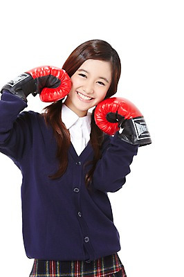 포토 JPG 스튜디오촬영 외국인 해외기획촬영 학생 라이프스타일 긴머리 2012년태국 여학생 여자 교복 스포츠 포즈 모션 청소년 양갈래머리 여고생 고등학생 실내 한명 미소 웃음 누끼 사람 동양인 상반신 앞모습 10대 운동 십대라이프스타일 권투 글러브 글로브 권투글러브 목표 열정 여자만 여자한명만 십대만 십대여자만 십대여자한명만 국내포토 1 헤어스타일 옷 감정 스포츠용품 뷰포인트 장갑 컨셉 표정 건강 인종 내부 생활 격투기 파일형식