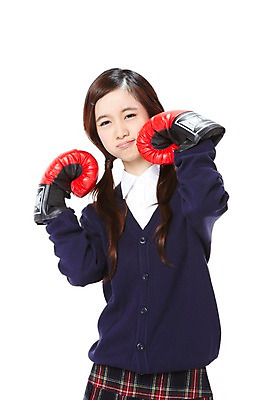 포토 JPG 스튜디오촬영 외국인 해외기획촬영 학생 라이프스타일 긴머리 2012년태국 여학생 여자 교복 스포츠 포즈 모션 청소년 양갈래머리 여고생 고등학생 실내 한명 미소 웃음 누끼 사람 동양인 상반신 앞모습 10대 운동 십대라이프스타일 권투 글러브 글로브 권투글러브 목표 열정 여자만 여자한명만 십대만 십대여자만 십대여자한명만 국내포토 1 헤어스타일 옷 감정 스포츠용품 뷰포인트 장갑 컨셉 표정 건강 인종 내부 생활 격투기 파일형식