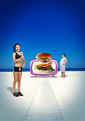 전신 PSD 편집이미지 라이프스타일 응시 여자 남자 음식 빵 바다 허리손 다이어트 토마토 맨발 양파 치즈 패스트푸드 서기 사람 동양인 20대 성인 해변 두명 운동복 운동 텔레비전 버섯 팻말 한국인 금지 햄버거 인스턴트 X 비만 연습 트레이너 피클 양송이 식단 패티 청년만 성인만 이미지편집 알파벳 시선 옷 포즈 채소 모션 발 유제품 프레임 건강 인종 청년 생활 전자제품 헬스 몸매 절임 파일형식