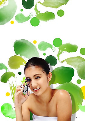 PSD 외국인 편집 편집이미지 우먼라이프 라이프스타일 여자 무늬 패턴 한명 미소 웃음 들기 사람 동양인 상반신 20대 성인 앞모습 화장 뷰티 화장용품 튜브탑 속눈썹 마스카라 눈화장 뷰러 여자만 여자한명만 성인여자만 청년만 청년여자만 성인한명만 청년여자한명만 성인여자한명만 성인만 이미지편집 1 뷰포인트 상의 모션 표정 인종 청년 생활 화장품 미용용품 눈썹 파일형식