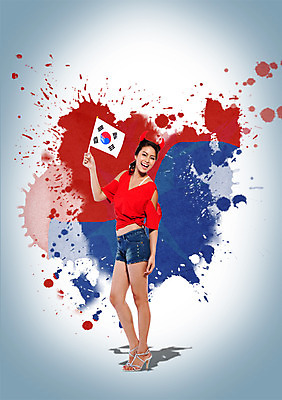 전신 PSD 외국인 편집이미지 문양 우먼라이프 라이프스타일 여자 스포츠 포즈 무늬 응원 뿔 한명 서기 미소 웃음 들기 사람 동양인 20대 성인 옆모습 축구 응원용품 도구 깃발 머리띠 국기 태극기 붉은악마 태극 머리장식 빨간티셔츠 서포터즈 여자만 여자한명만 성인여자만 청년만 청년여자만 성인한명만 청년여자한명만 성인여자한명만 성인만 월드싸커 이미지편집 1 뷰포인트 장신구 모션 표정 인종 청년 생활 장식 구기 오브젝트 파일형식