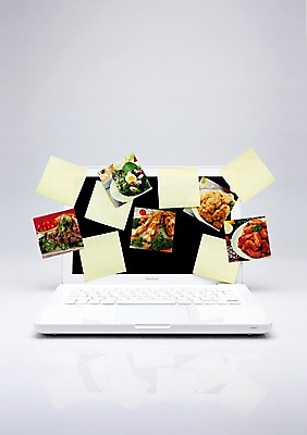 PSD 편집 편집이미지 포스터 종이 음식 요리 사람없음 노트북 컴퓨터 식당 사무용품 치킨 프라이드치킨 양념치킨 샐러드 메모지 닭 알림 포스트잇 전단 홍보물 음식전단 치킨샐러드 이미지편집 조류 문구용품 전자제품 상점 닭고기요리 파일형식