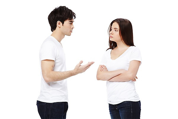 포토 JPG 스튜디오촬영 서양인 외국인 백인 해외기획촬영 라이프스타일 커플 2012년태국 여자 남자 커플라이프 실내 서기 누끼 사람 상반신 20대 성인 두명 옆모습 캐주얼 마주보기 팔짱 반팔티셔츠 분노 청바지 커플룩 싸움 사랑싸움 말다툼 청년만 성인만 국내포토 옷 감정 뷰포인트 티셔츠 바지 관계 모션 인종 청년 내부 생활 파일형식