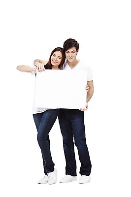 포토 JPG 스튜디오촬영 전신 서양인 외국인 백인 해외기획촬영 라이프스타일 배너 커플 2012년태국 여자 남자 커플라이프 포즈 사각프레임 광고판 실내 서기 미소 웃음 들기 누끼 사람 20대 성인 두명 앞모습 캐주얼 반팔티셔츠 청바지 알림 커플룩 청년만 성인만 국내포토 옷 뷰포인트 티셔츠 바지 관계 모션 프레임 알림판 표정 인종 청년 내부 생활 사각형 판 파일형식
