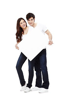 포토 JPG 스튜디오촬영 전신 서양인 외국인 백인 해외기획촬영 라이프스타일 배너 커플 2012년태국 여자 남자 커플라이프 포즈 사각프레임 광고판 실내 서기 미소 웃음 들기 누끼 사람 20대 성인 두명 앞모습 캐주얼 반팔티셔츠 청바지 알림 커플룩 청년만 성인만 국내포토 옷 뷰포인트 티셔츠 바지 관계 모션 프레임 알림판 표정 인종 청년 내부 생활 사각형 판 파일형식