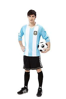 포토 JPG 스튜디오촬영 전신 서양인 외국인 백인 해외기획촬영 라이프스타일 2012년태국 남자 스포츠 허리손 유니폼 축구공 공 실내 한명 서기 들기 누끼 사람 20대 성인 앞모습 운동복 운동 구기 미식축구 축구 자신감 니삭스 열정 축구복 축구화 남자만 남자한명만 성인남자만 청년만 청년남자만 청년남자한명만 성인한명만 성인남자한명만 성인만 국내포토 1 옷 감정 뷰포인트 포즈 운동화 축구용품 모션 양말 건강 인종 청년 내부 생활 파일형식