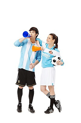 포토 JPG 스튜디오촬영 전신 서양인 외국인 백인 해외기획촬영 라이프스타일 커플 응시 2012년태국 여자 남자 스포츠 커플라이프 유니폼 축구공 공 응원 실내 서기 들기 누끼 사람 20대 성인 두명 앞모습 운동복 운동 구기 미식축구 축구 확성기 응원용품 자신감 니삭스 열정 응원단 축구복 축구화 서포터즈 응원나팔 청년만 성인만 국내포토 시선 옷 감정 뷰포인트 운동화 축구용품 관계 모션 양말 건강 인종 청년 내부 생활 오브젝트 파일형식