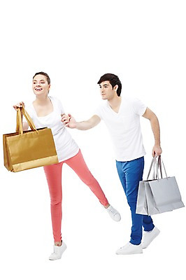 포토 JPG 스튜디오촬영 전신 서양인 외국인 백인 해외기획촬영 라이프스타일 커플 응시 2012년태국 여자 남자 행복 커플라이프 실내 서기 미소 웃음 들기 누끼 사람 이벤트 20대 성인 두명 앞모습 캐주얼 쇼핑 장보기 쇼핑백 손잡기 커플룩 청년만 성인만 국내포토 시선 옷 감정 뷰포인트 가방 관계 모션 표정 인종 청년 내부 생활 파일형식