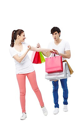 포토 JPG 스튜디오촬영 전신 서양인 외국인 백인 해외기획촬영 라이프스타일 커플 2012년태국 여자 남자 행복 커플라이프 실내 서기 미소 웃음 들기 누끼 사람 이벤트 20대 성인 두명 앞모습 캐주얼 쇼핑 장보기 쇼핑백 마주보기 커플룩 청년만 성인만 국내포토 옷 감정 뷰포인트 가방 관계 모션 표정 인종 청년 내부 생활 파일형식