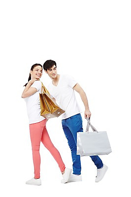 포토 JPG 스튜디오촬영 전신 서양인 외국인 백인 해외기획촬영 라이프스타일 커플 응시 2012년태국 여자 남자 행복 커플라이프 실내 서기 미소 웃음 들기 누끼 사람 이벤트 20대 성인 두명 옆모습 캐주얼 쇼핑 장보기 쇼핑백 뒤돌아보기 커플룩 청년만 성인만 국내포토 시선 옷 감정 뷰포인트 가방 관계 모션 표정 인종 청년 내부 생활 파일형식