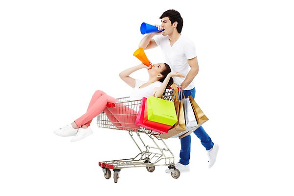 포토 JPG 스튜디오촬영 전신 서양인 외국인 백인 해외기획촬영 라이프스타일 커플 2012년태국 여자 남자 행복 커플라이프 실내 서기 들기 누끼 사람 앉기 이벤트 20대 성인 두명 옆모습 캐주얼 쇼핑 장보기 쇼핑백 확성기 카트 쇼핑카 수레 외침 알림 커플룩 청년만 성인만 국내포토 옷 감정 뷰포인트 가방 관계 모션 인종 청년 내부 생활 소리 파일형식