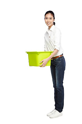 포토 JPG 스튜디오촬영 전신 외국인 해외기획촬영 라이프스타일 2012년태국 여자 캠페인 포즈 자연 실내 한명 서기 미소 웃음 들기 누끼 사람 동양인 20대 성인 옆모습 캐주얼 자연보호 환경 그린캠페인 재활용 청바지 보호 환경보전 에코 친환경 분리수거 분리수거함 여자만 여자한명만 성인여자만 청년만 청년여자만 성인한명만 청년여자한명만 성인여자한명만 성인만 그린슈머 국내포토 1 옷 뷰포인트 컨셉 바지 모션 표정 인종 청년 내부 생활 사회이슈 생태계 수거함 파일형식